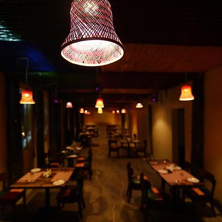 Siriki Resorts Srungavarapukota Kültér fotó