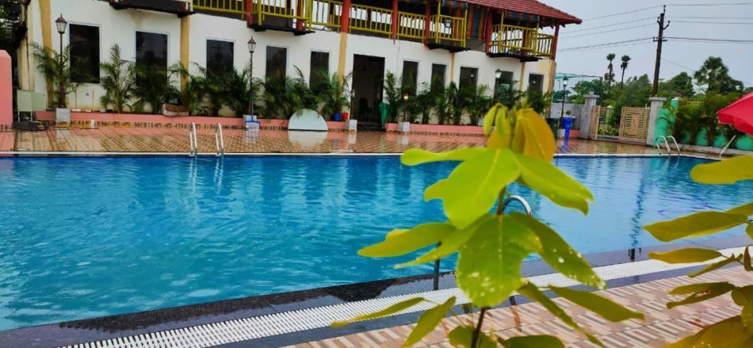 Siriki Resorts Srungavarapukota Kültér fotó